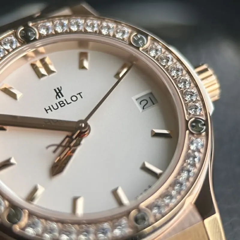 hublot aaa qualite montres pour femme s_1162a304